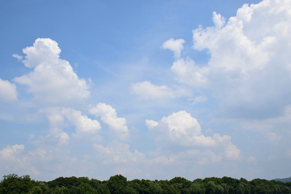 昌吉市大氣污染防治“提級(jí)管理”見實(shí)效 藍(lán)天保衛(wèi)戰(zhàn)再添新動(dòng)能