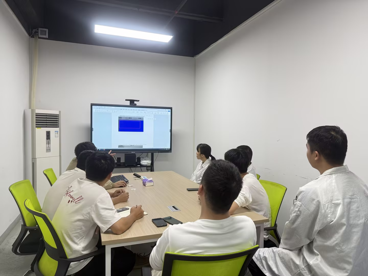 深入一線，匠心服務(wù) --開展新產(chǎn)品專項講解與工具應(yīng)用實操