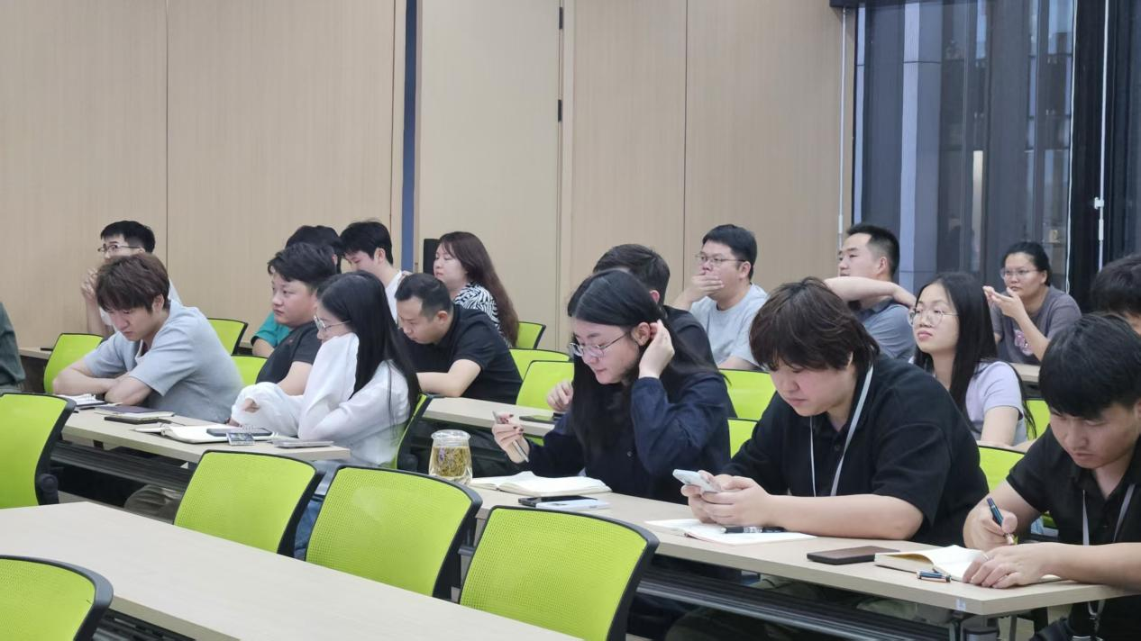 第二輪銷售鏈專項培訓(xùn)第八場舉行 --學(xué)習(xí)評估商機(jī)價值